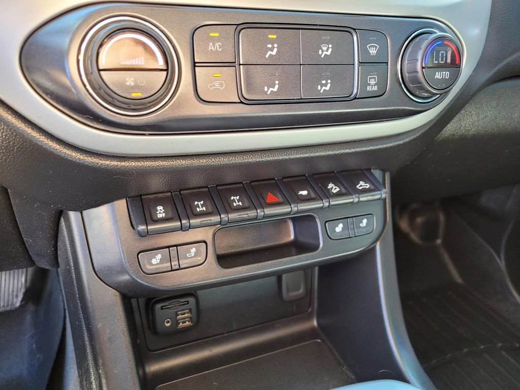 Used 2021 Chevrolet Colorado ZR2 AWD/4WD image 24