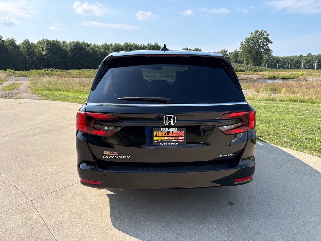 Used 2023 Honda Odyssey Sport image 8