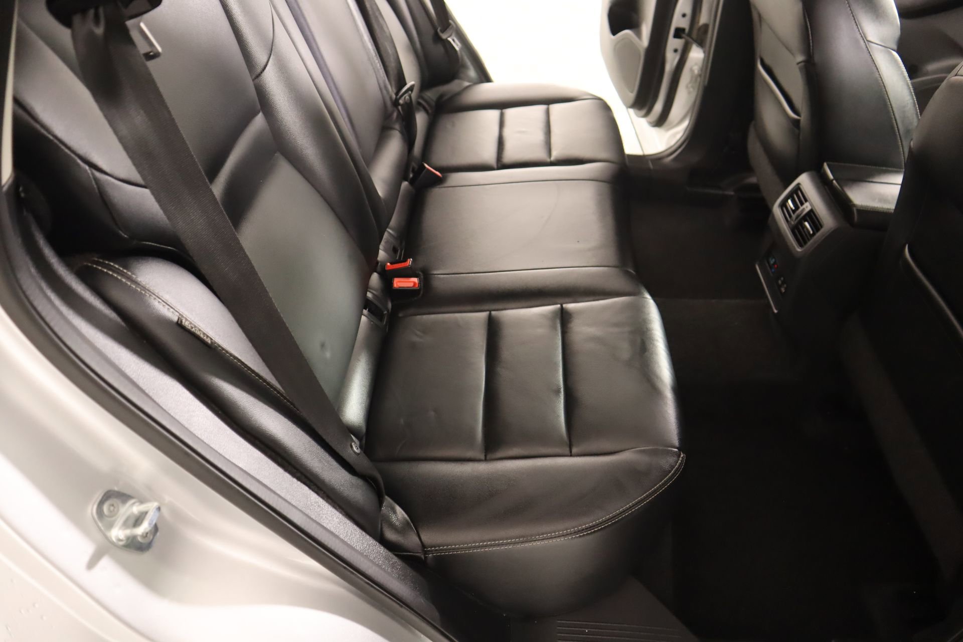 Used 2021 Nissan Rogue SL w/ Premium Package image 14