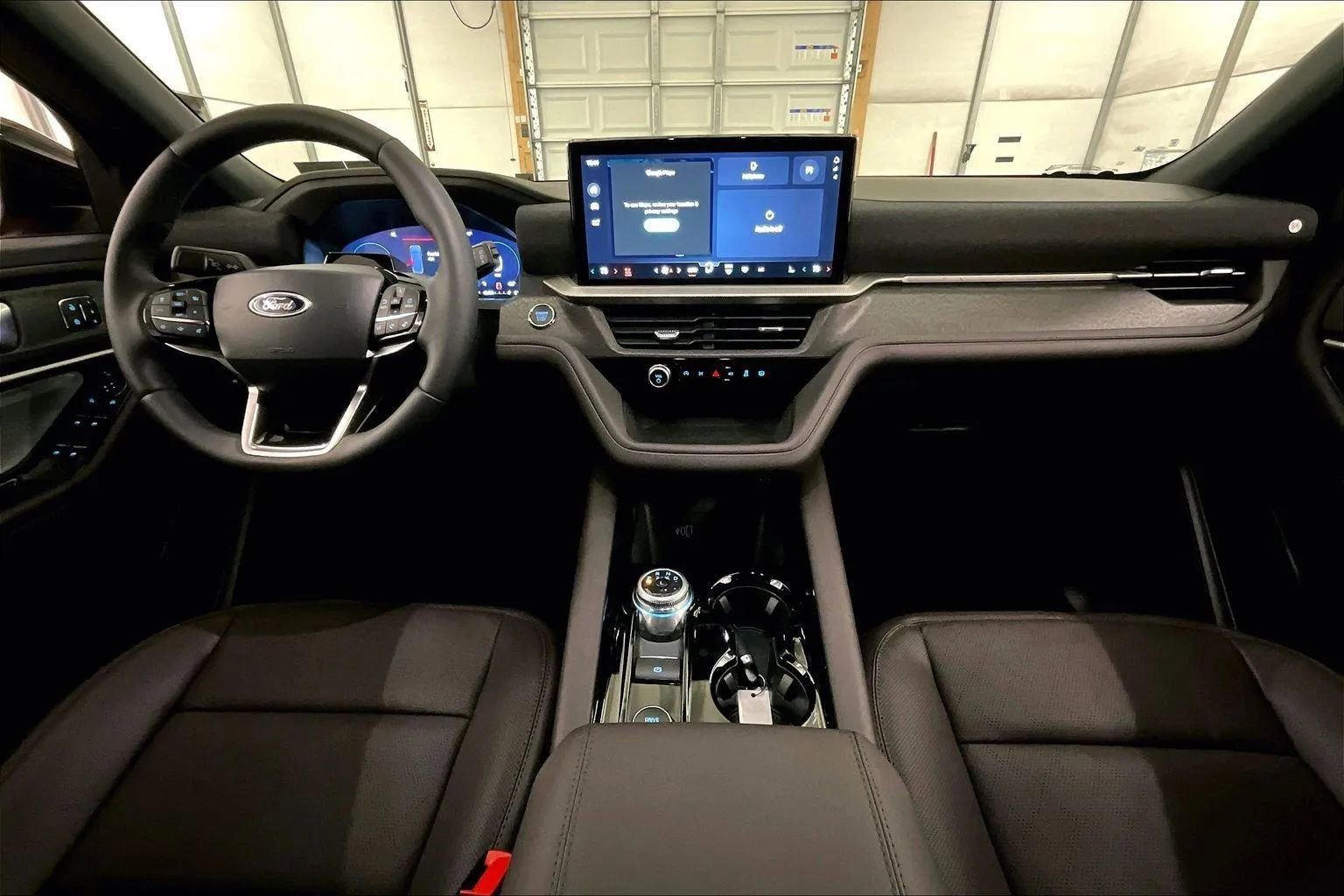 New 2026 Ford Explorer Platinum image 14
