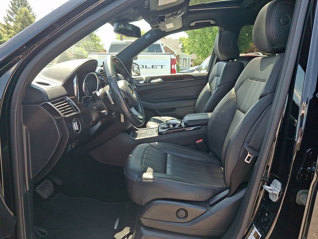 Used 2017 Mercedes-Benz GLS 450 4MATIC image 16