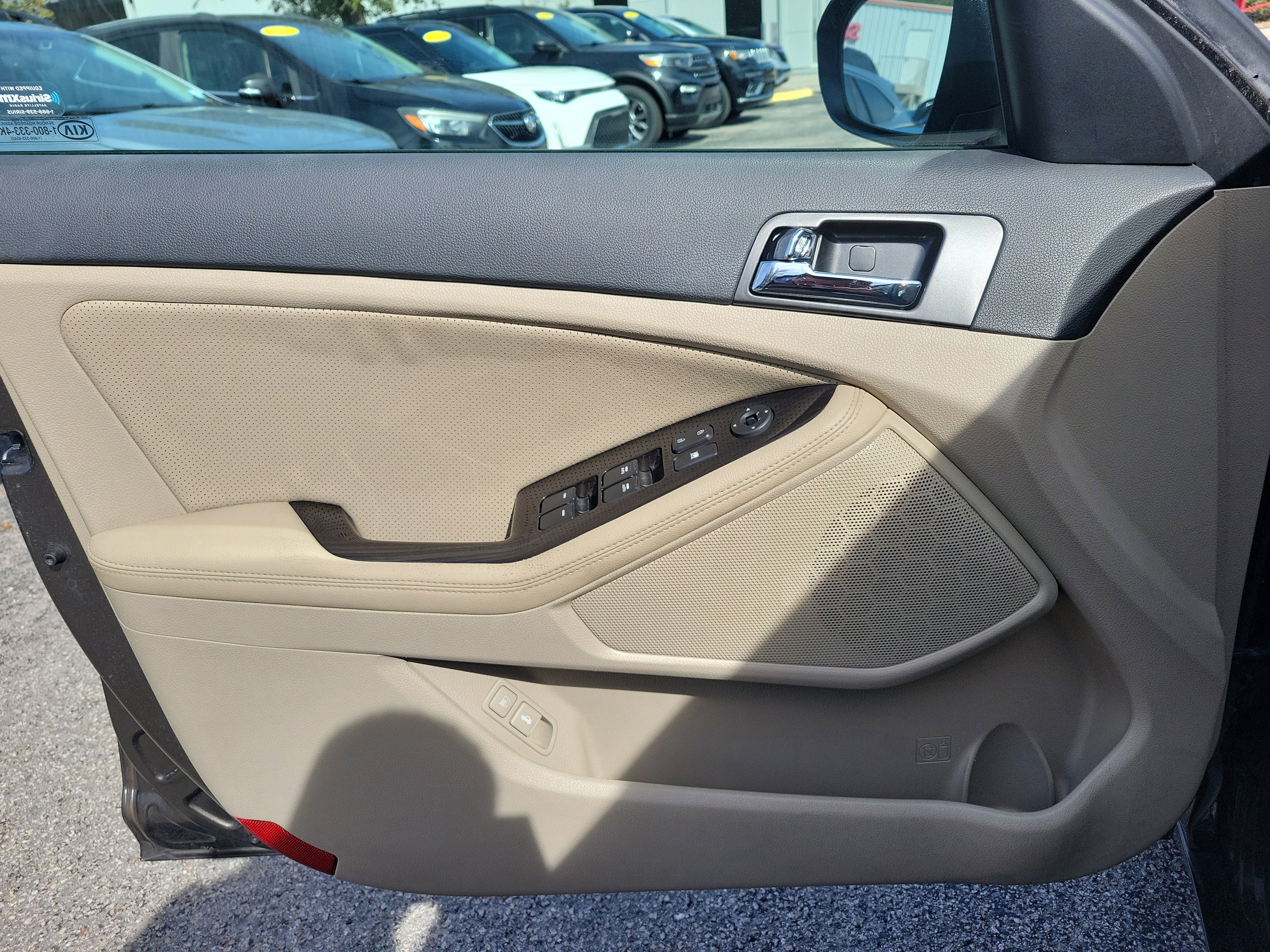 Used 2012 Kia Optima EX image 18