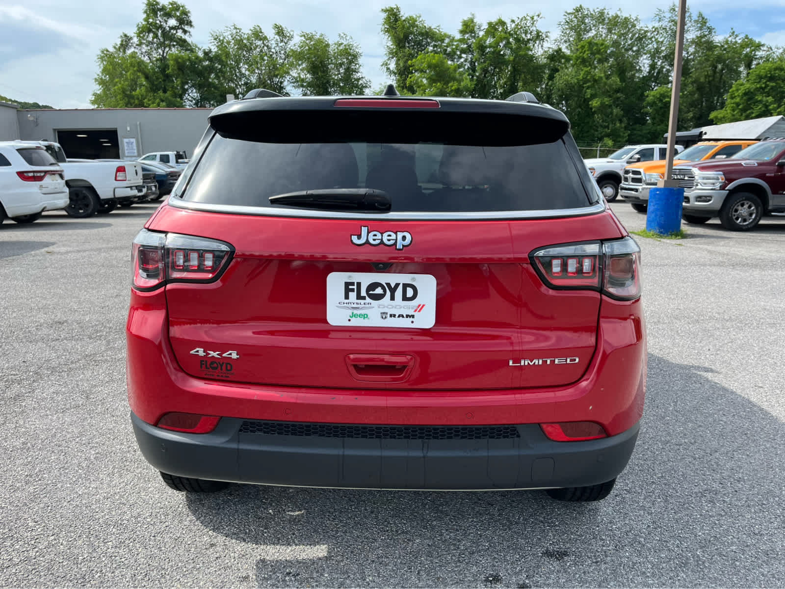 Used 2024 Jeep Compass Limited AWD/4WD image 4