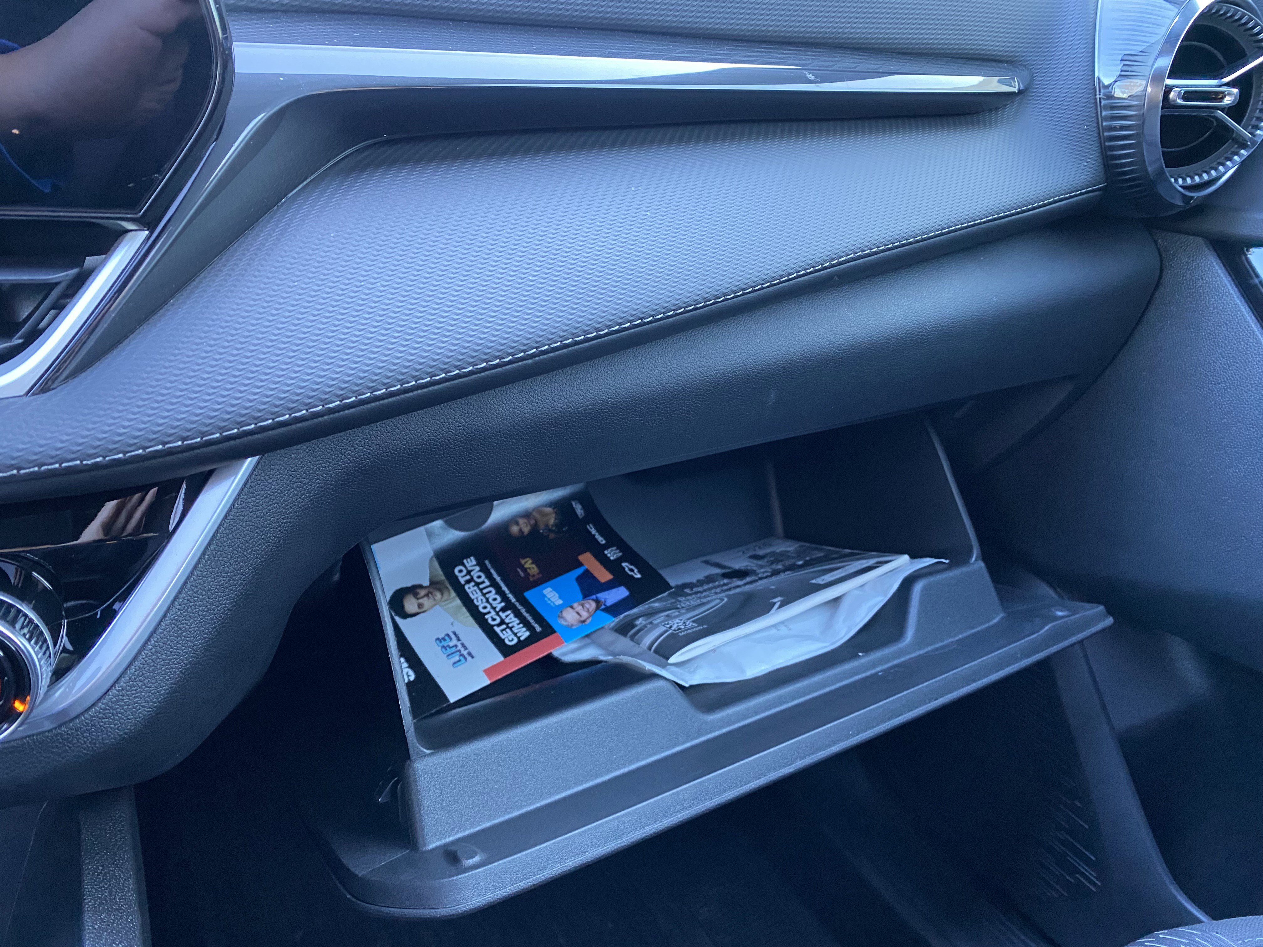 Used 2026 Chevrolet Equinox LT image 31