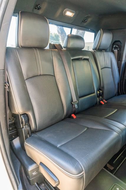 Used 2017 RAM 3500 Laramie Longhorn image 42