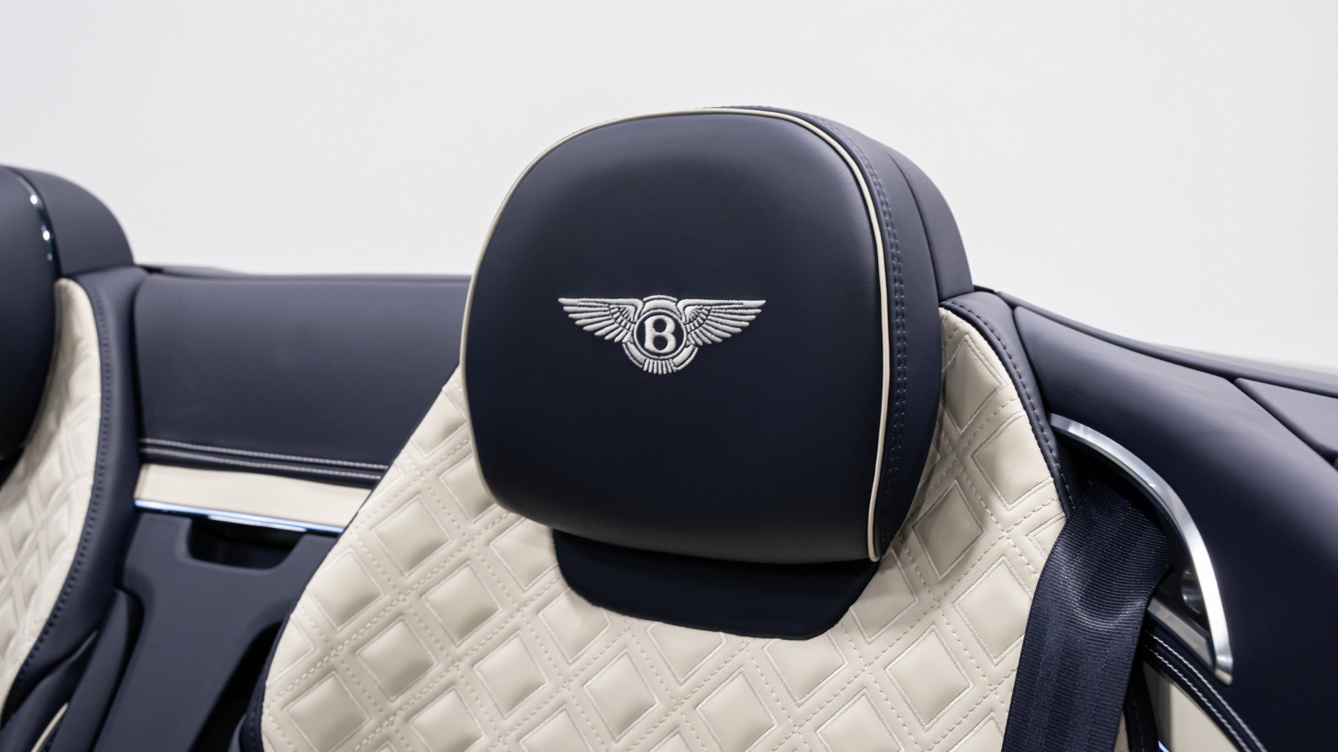 Used 2024 Bentley Continental GT Speed AWD/4WD image 63