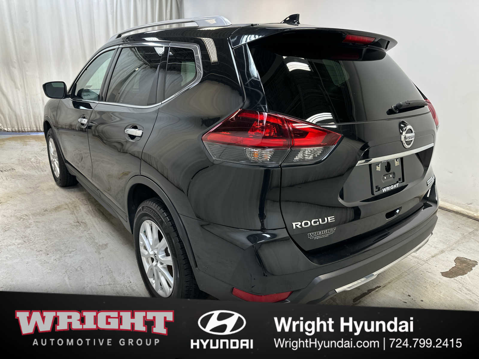 Used 2019 Nissan Rogue S w/ Special Edition Package image 4