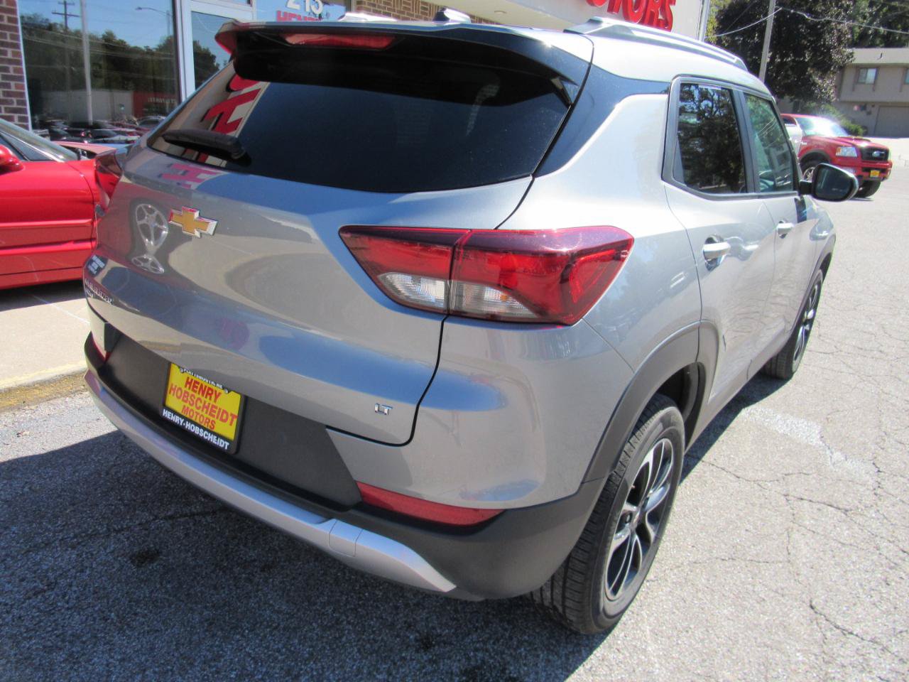 Used 2025 Chevrolet TrailBlazer LT AWD/4WD image 12
