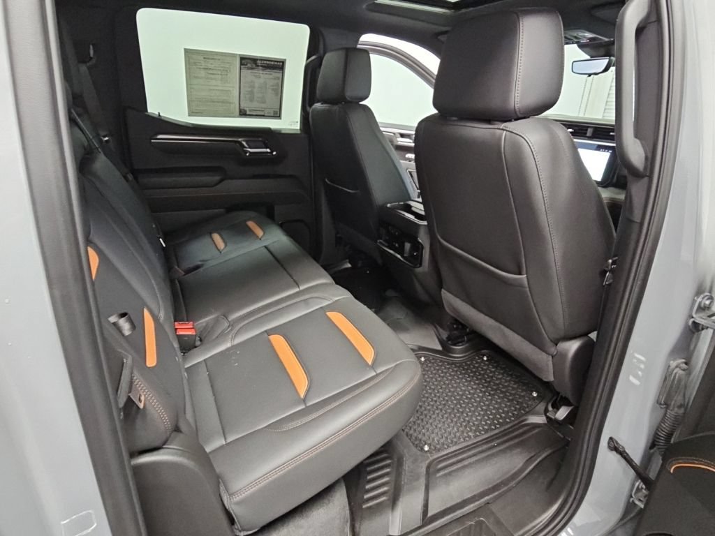 Certified 2025 GMC Sierra 1500 AT4 w/ AT4 Premium Package AWD/4WD image 39