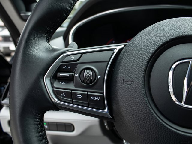 Used 2025 Acura MDX w/ Technology Package image 10