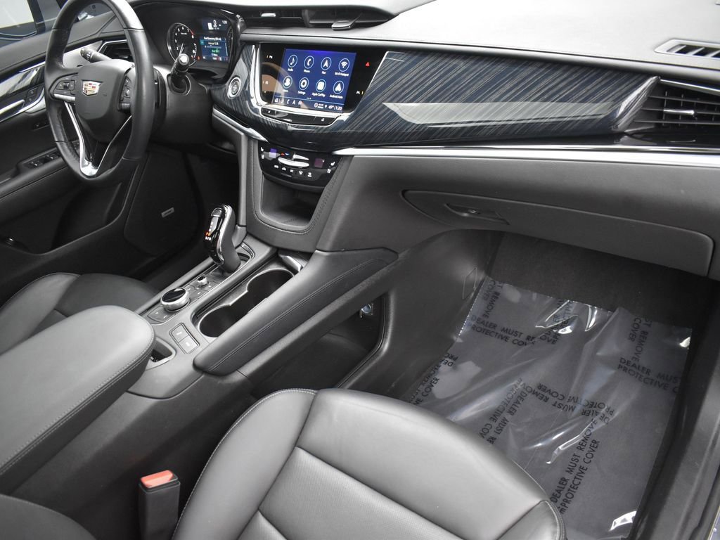 Certified 2024 Cadillac XT6 Premium Luxury w/ LPO, Floor Liner Package image 33
