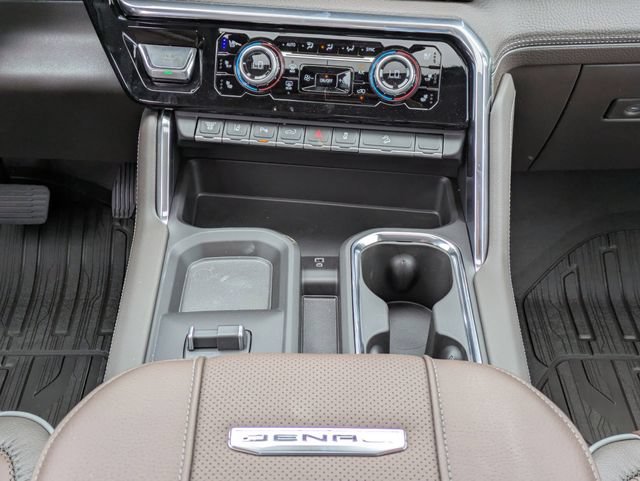 New 2026 GMC Sierra 2500 Denali w/ Denali Reserve Package AWD/4WD image 19