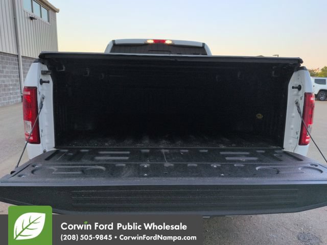Used 2017 Ford F150 XLT w/ Equipment Group 302A Luxury AWD/4WD image 27