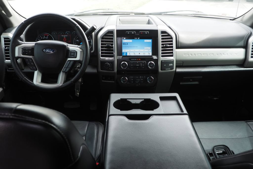Used 2017 Ford F350 Lariat w/ Chrome Package AWD/4WD image 16