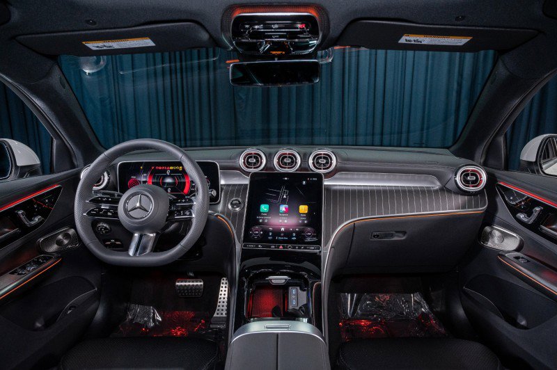 New 2026 Mercedes-Benz GLC 300 4MATIC image 14