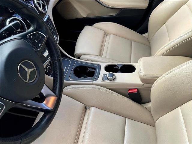 Used 2018 Mercedes-Benz CLA 250 image 14