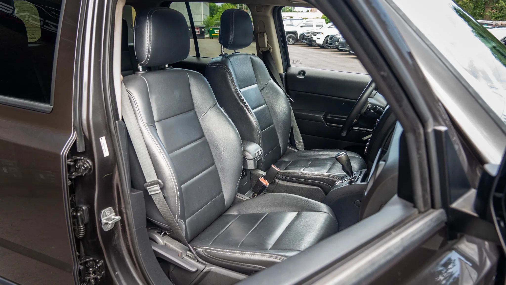 Used 2015 Jeep Patriot Limited w/ Sun/Sound Group AWD/4WD image 15