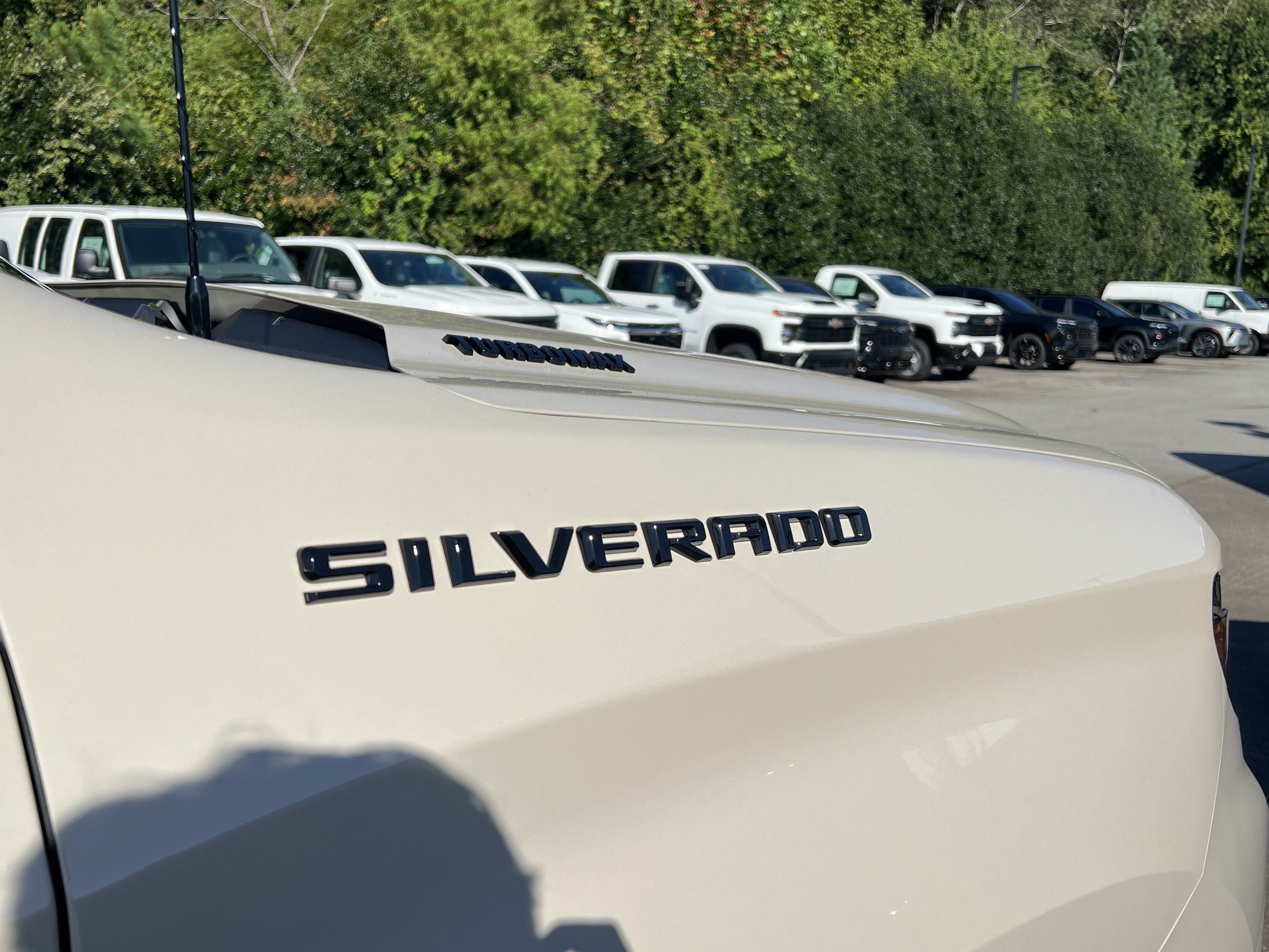 New 2026 Chevrolet Silverado 1500 Custom w/ Turbomax Blackout Package AWD/4WD image 37