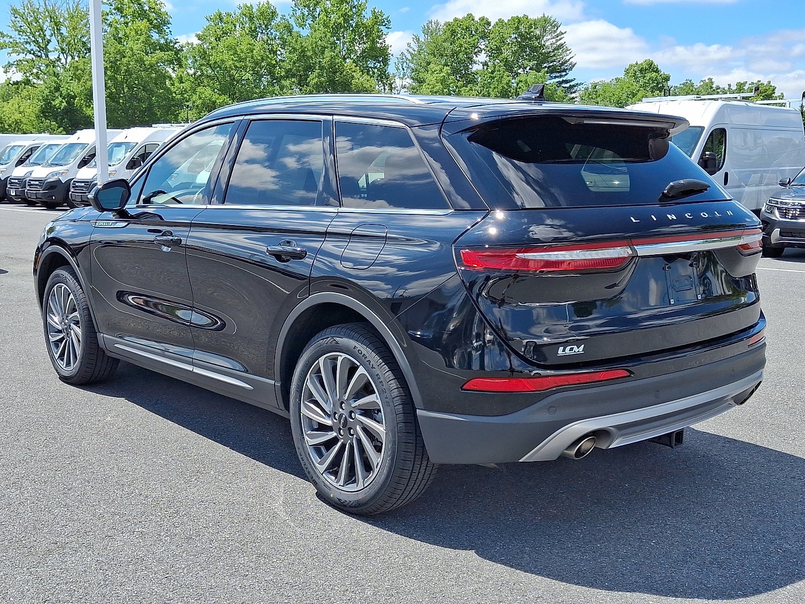 Used 2023 Lincoln Corsair Reserve w/ Equipment Group 201A AWD/4WD image 7