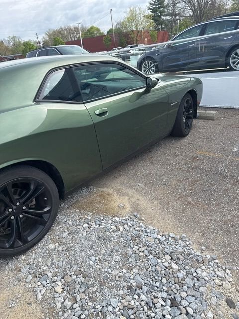 Used 2022 Dodge Challenger R/T RWD image 6