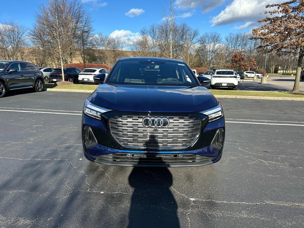 New 2025 Audi Q4 e-tron Premium Plus image 2