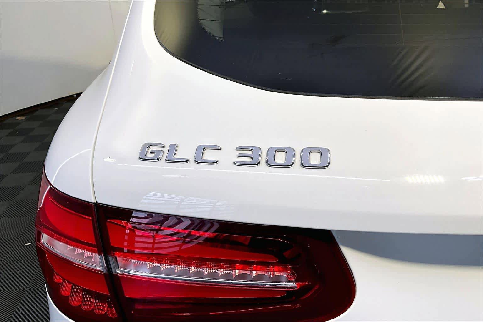 Used 2017 Mercedes-Benz GLC 300 4MATIC image 33