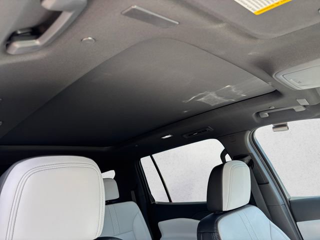 New 2026 Chevrolet Traverse High Country image 18