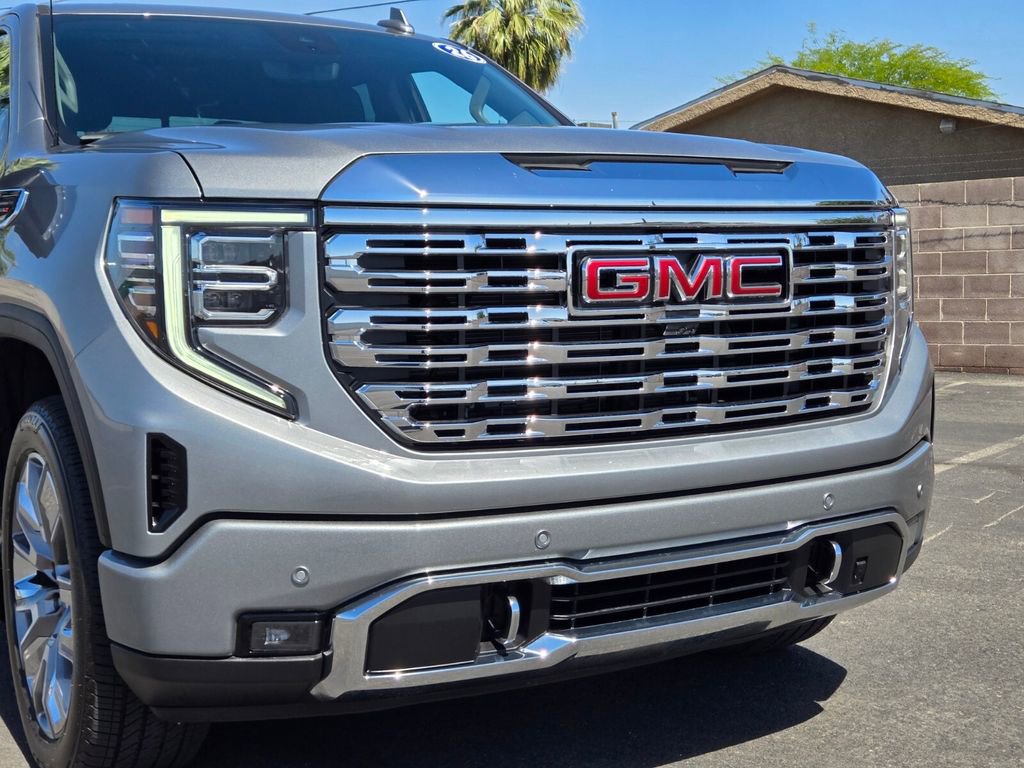 Used 2026 GMC Sierra 1500 Denali w/ Denali Reserve Package AWD/4WD image 8