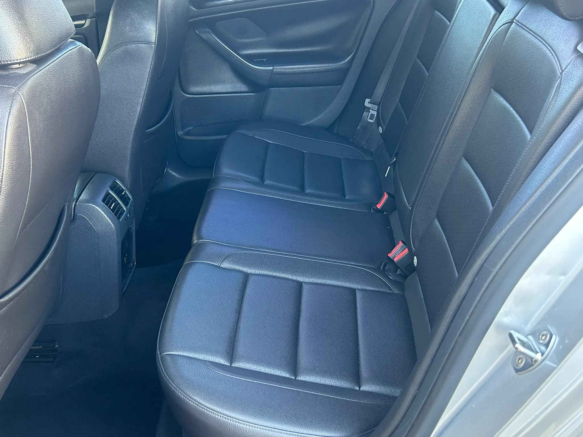 Used 2014 Volkswagen Jetta TDI FWD image 19