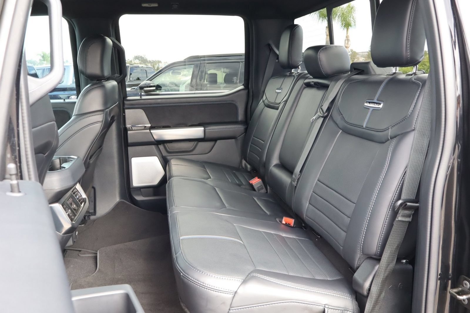 Used 2025 Ford F350 Platinum AWD/4WD image 37
