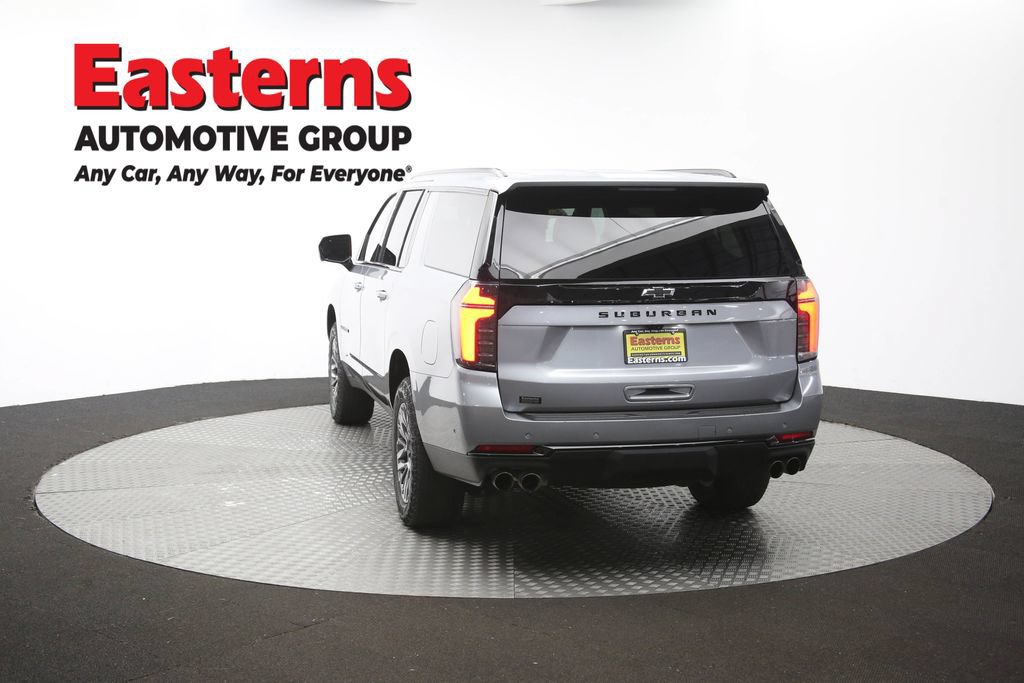 Used 2025 Chevrolet Suburban Z71 AWD/4WD image 39