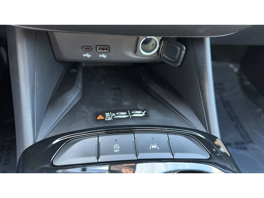 New 2026 Buick Envista Sport Touring w/ Convenience I Package FWD image 24