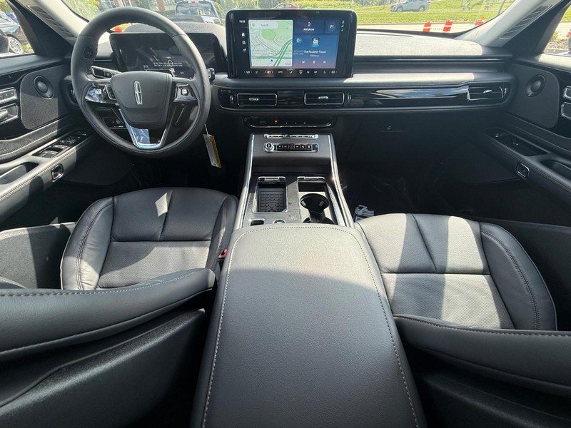 New 2027 Lincoln Aviator Reserve w/ Jet Appearance Package AWD/4WD image 9