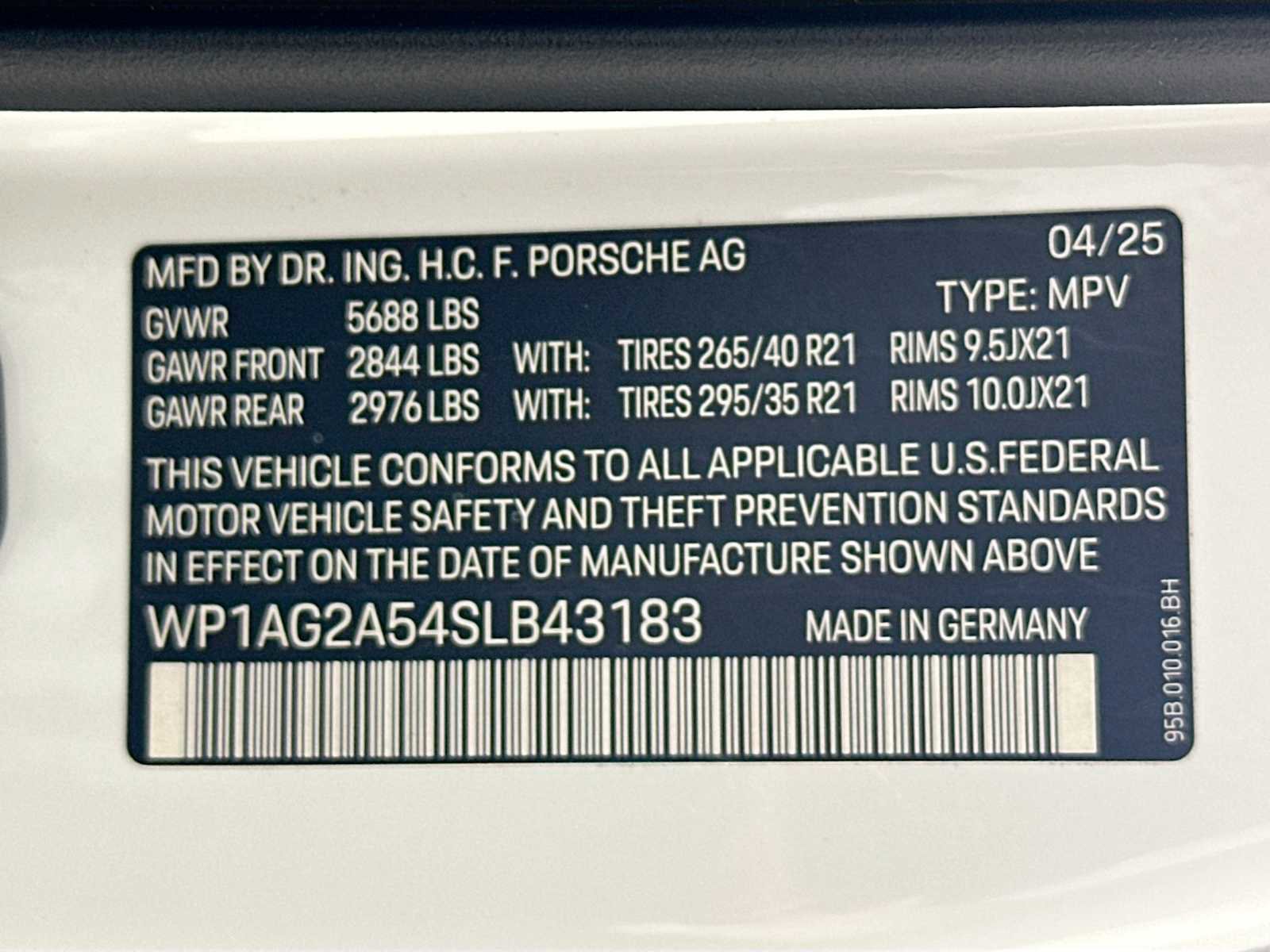 New 2025 Porsche Macan S image 33