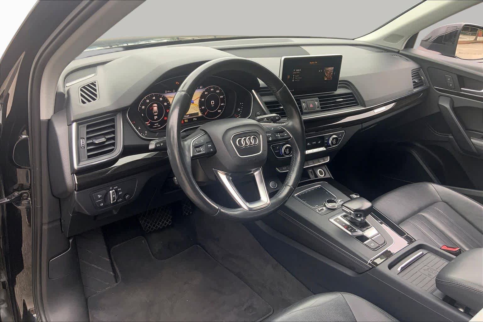 Used 2019 Audi Q5 2.0T Premium Plus w/ Premium Plus Package AWD/4WD image 18