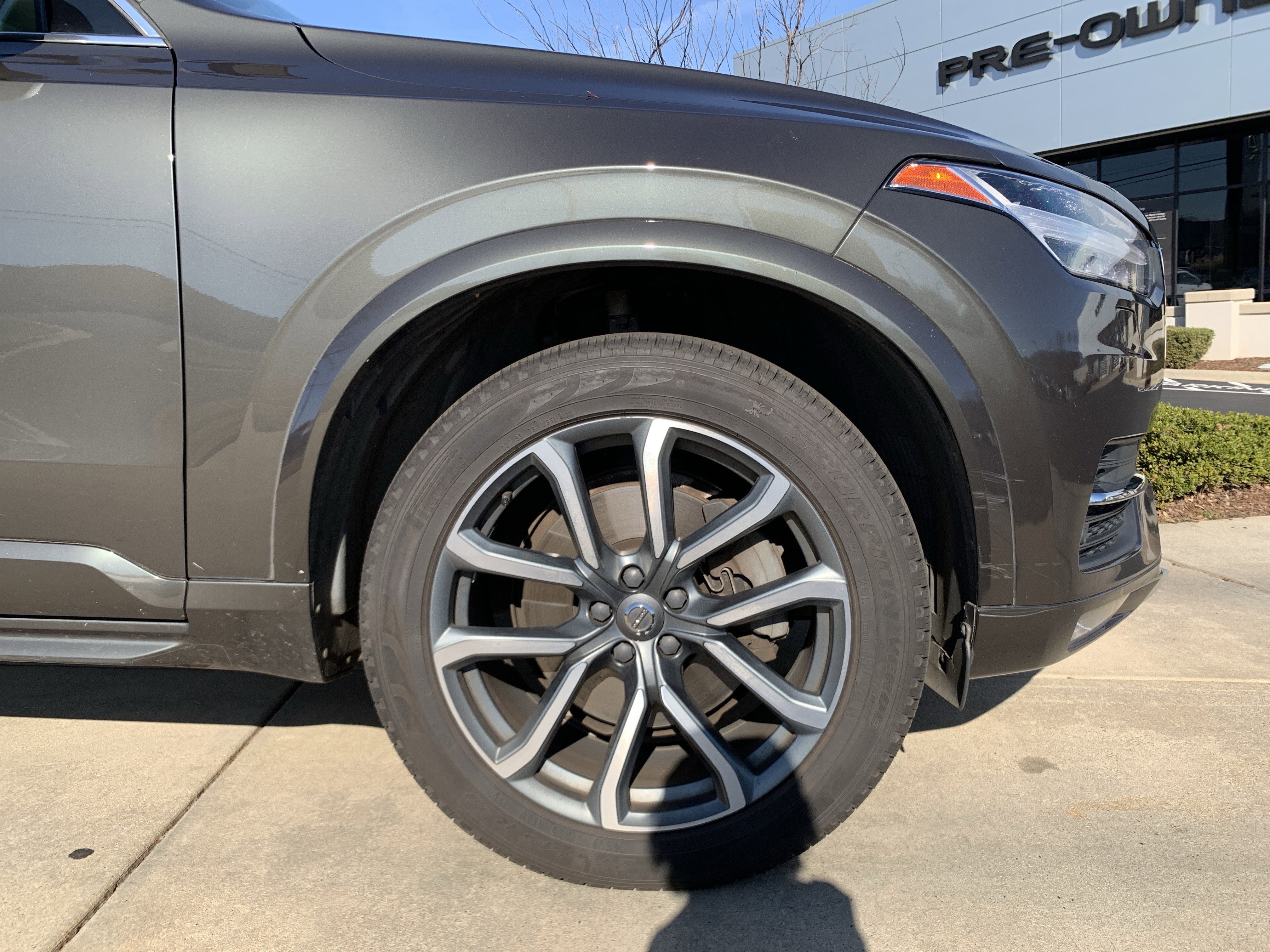 Used 2018 Volvo XC90 T6 Momentum w/ Momentum Plus Package image 13