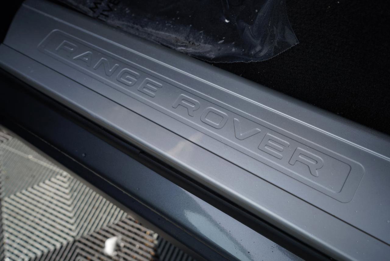 Used 2016 Land Rover Range Rover Sport HSE image 20