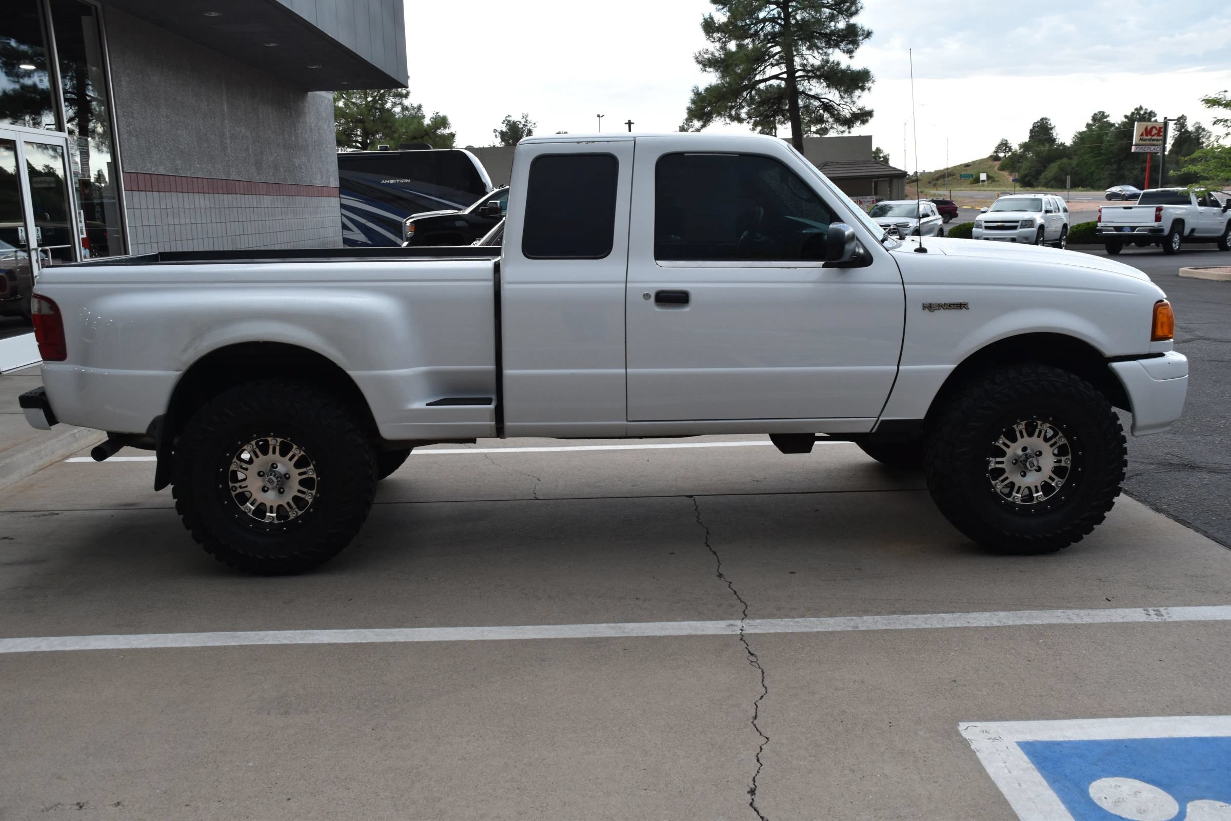 Used 2004 Ford Ranger XL RWD image 10