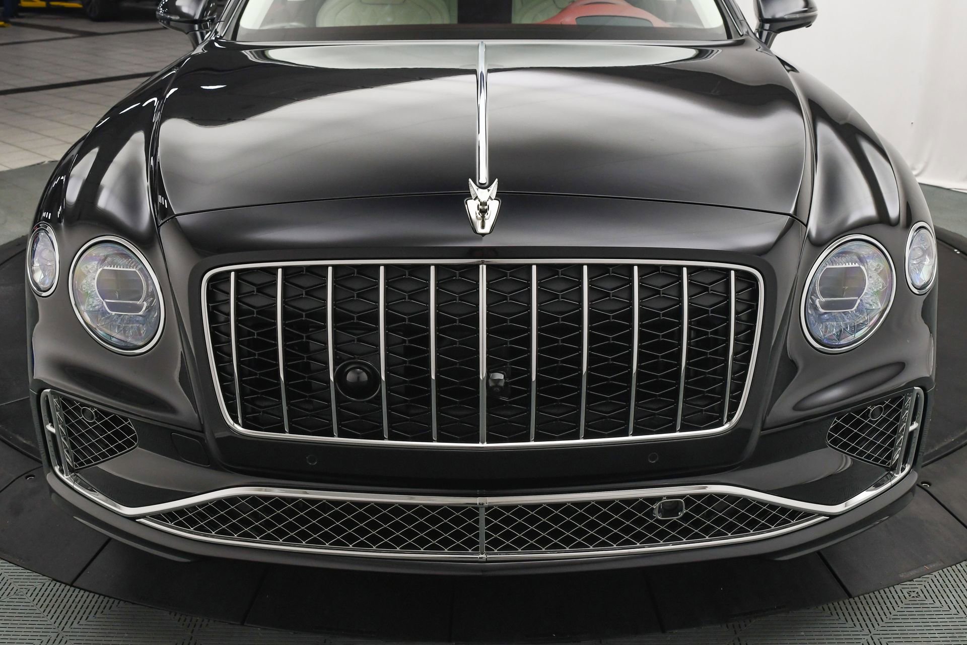 New 2026 Bentley Flying Spur Plug-In Hybrid image 28