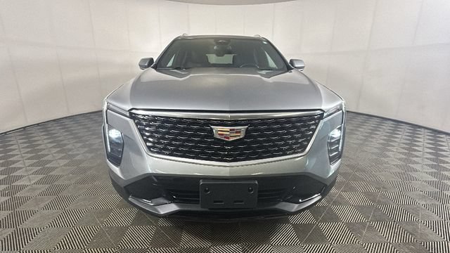 Used 2024 Cadillac XT4 Premium Luxury AWD/4WD image 7