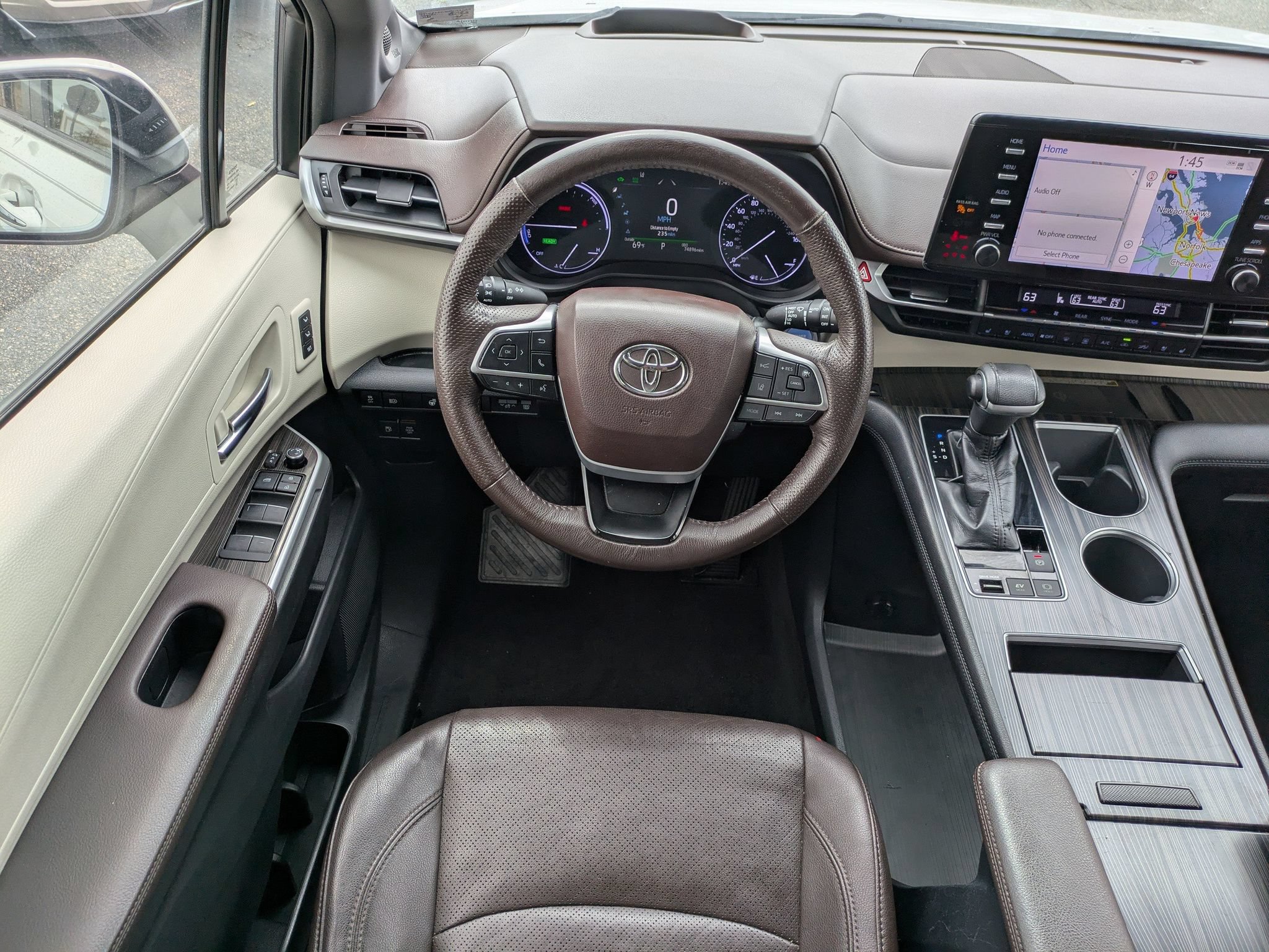 Used 2022 Toyota Sienna Platinum FWD image 17