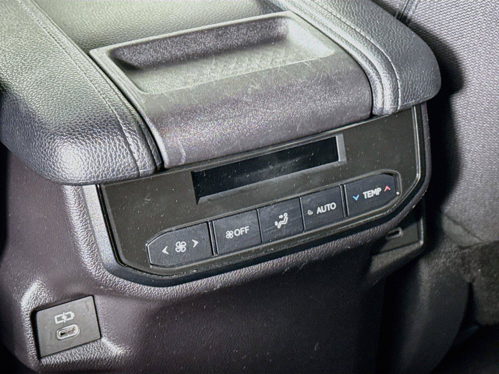 Certified 2025 Toyota Grand Highlander FWD image 36