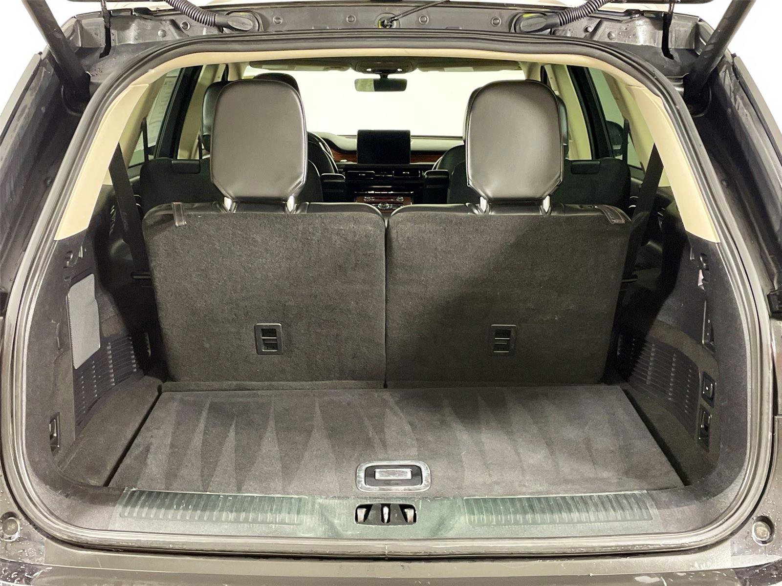 Used 2021 Lincoln Aviator Reserve w/ Equipment Group 201A image 25