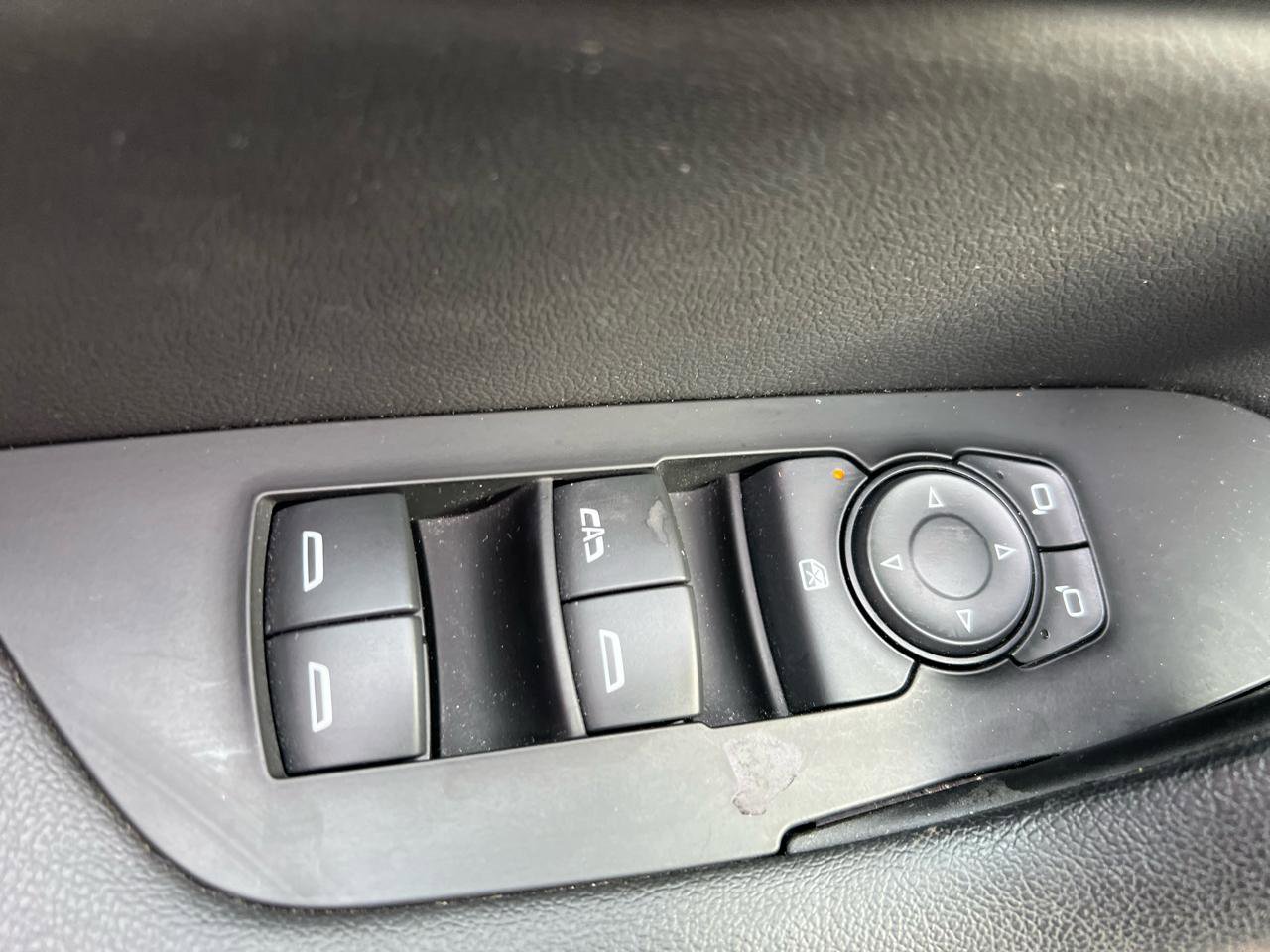 Used 2020 Chevrolet Blazer RS image 34