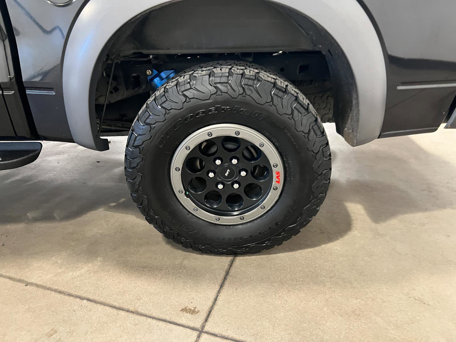 Used 2014 Ford F150 Raptor w/ Equipment Group 801A Luxury AWD/4WD image 50