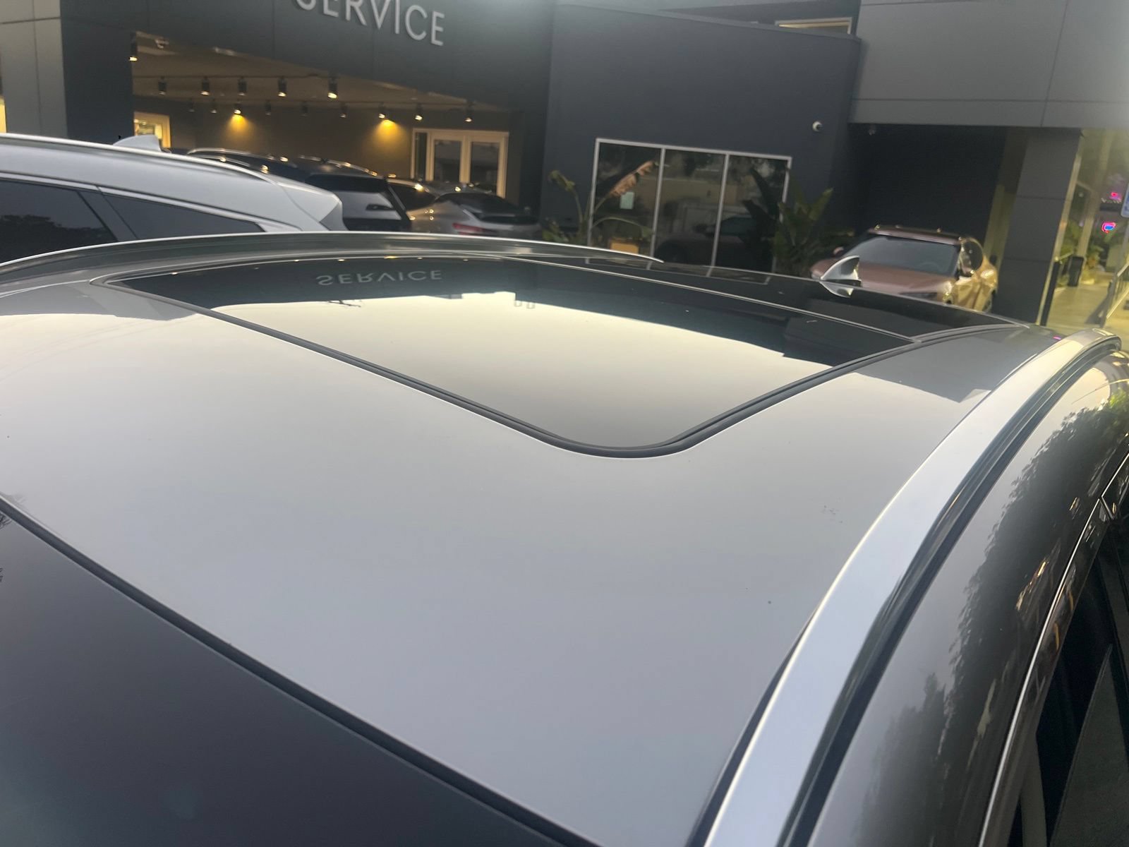 Used 2023 Genesis Electrified GV70 AWD/4WD image 15