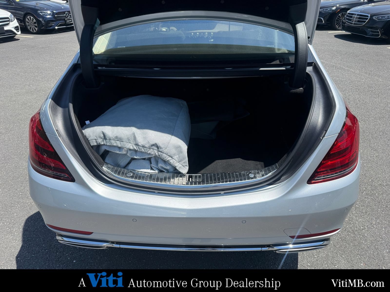 Used 2019 Mercedes-Benz S 560 Sedan image 24