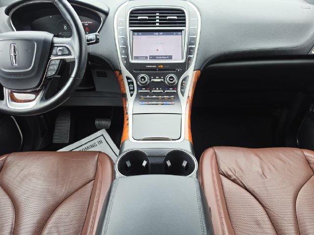 Used 2019 Lincoln Nautilus Reserve FWD image 25