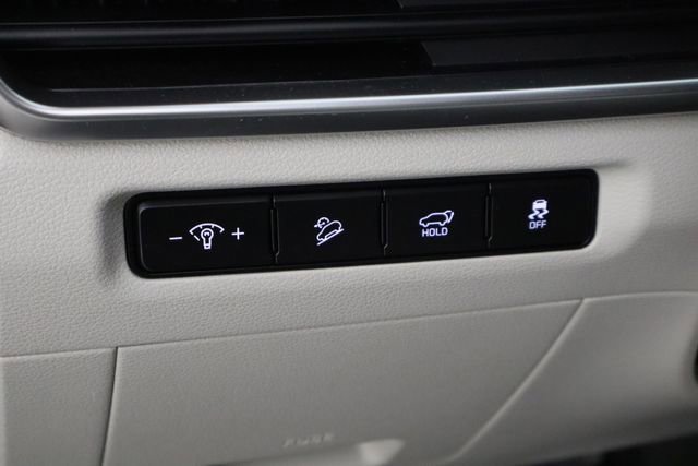 Used 2025 Kia Telluride S FWD image 23