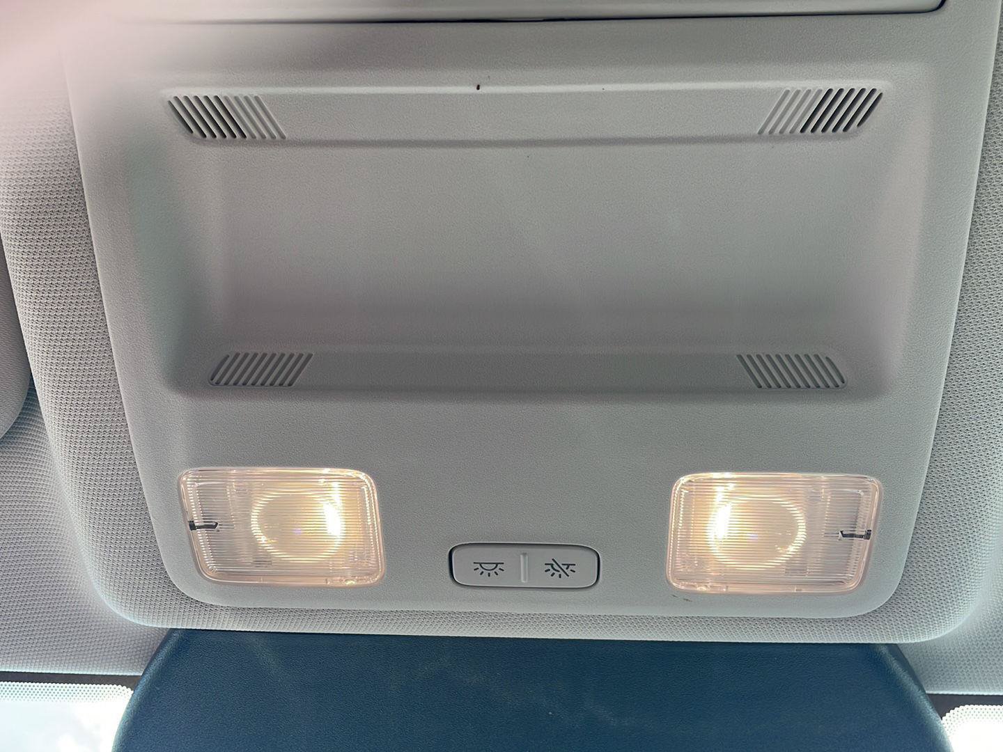 Used 2025 Ford Escape SE FWD image 25